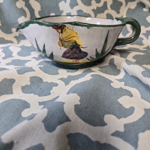 Vintage hand painted Peruvian Pottery art piece bowl - Picture 7 of 11